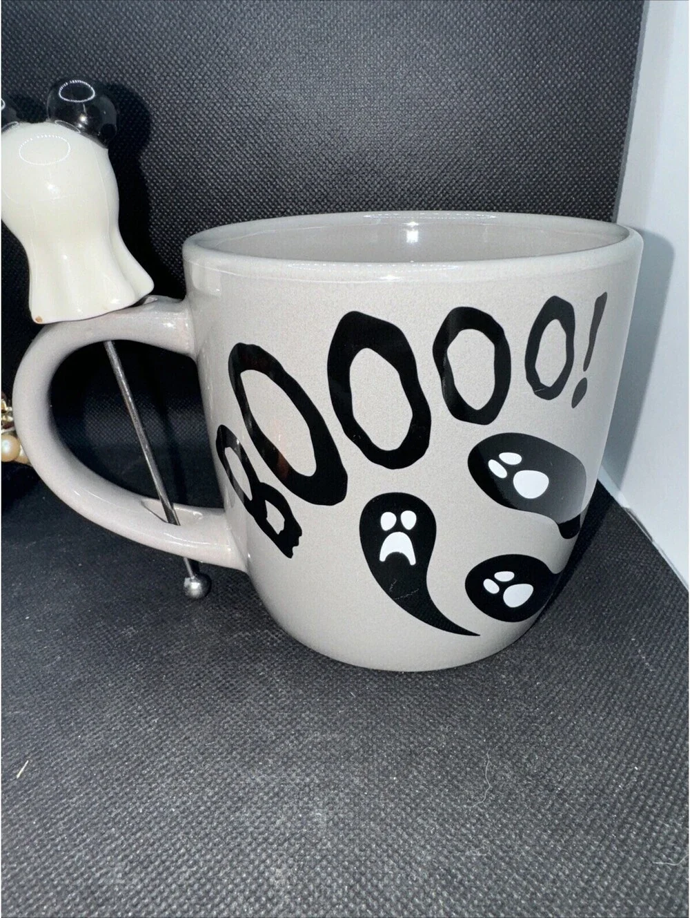 DISNEY HALLOWEEN 2023 BOO GHOST SHADOW MICKEY CERAMIC MUG WITH GHOST STIR STICK